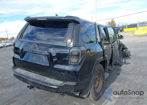 2022 Toyota 4Runner Trd Pro z USA, uszkodzony, nr VIN JTELU5JR5N6027657